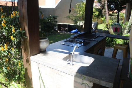 Casa à venda com 382m², 4 quartos e 6 vagasChurrasqueira