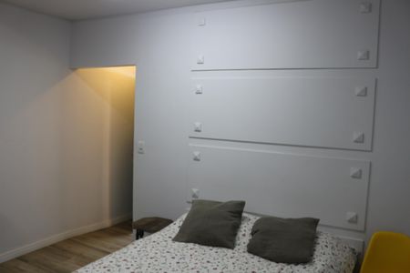 Casa à venda com 382m², 4 quartos e 6 vagasSuíte 2