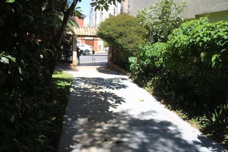 Casa à venda com 382m², 4 quartos e 6 vagasGaragem