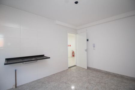 Apartamento para alugar com 40m², 2 quartos e 1 vagaSala/Cozinha