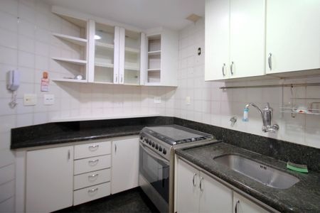 Apartamento à venda com 108m², 3 quartos e 2 vagasCozinha