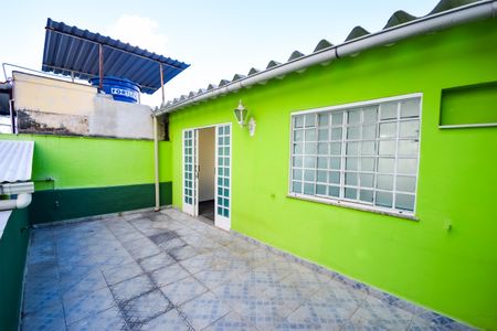 Casa de condomínio à venda com 79m², 2 quartos e 1 vagaTerraço (Parte Descoberta)
