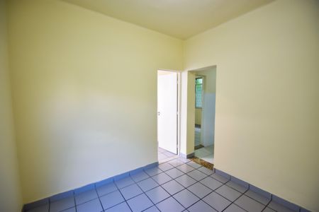 Casa de condomínio à venda com 79m², 2 quartos e 1 vagaSala