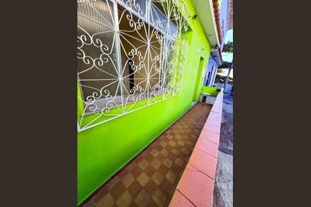 Casa de condomínio à venda com 79m², 2 quartos e 1 vagaVaranda