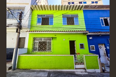 Casa de condomínio à venda com 79m², 2 quartos e 1 vagaFachada da Casa