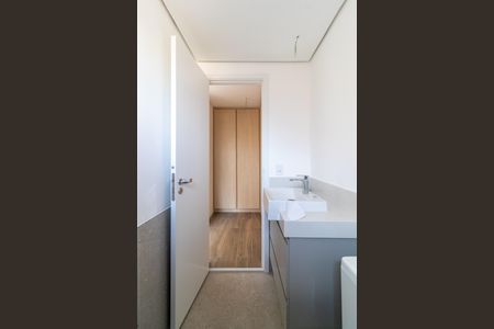 Apartamento à venda com 74m², 2 quartos e 1 vagaBanheiro da Suíte 1