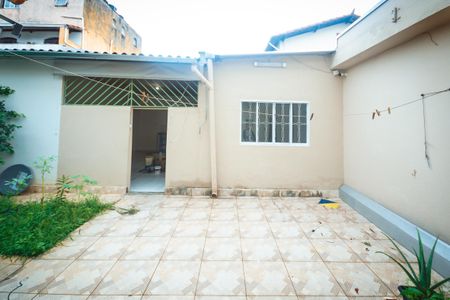 Casa para alugar com 80m², 2 quartos e sem vagaÁrea comum