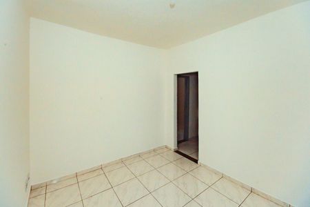 Casa para alugar com 2 quartos, 80m² em Guarani, Belo Horizonte