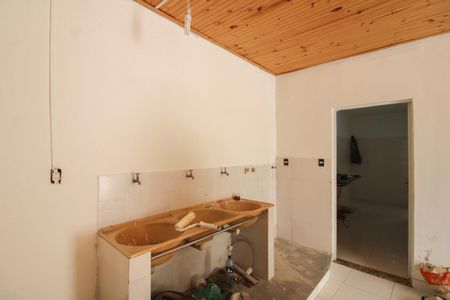 Casa para alugar com 80m², 2 quartos e sem vagaÁrea de Serviço