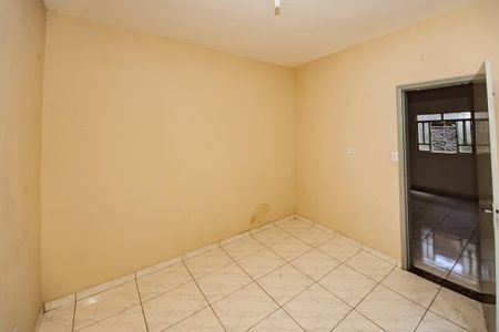 Casa para alugar com 2 quartos, 80m² em Guarani, Belo Horizonte