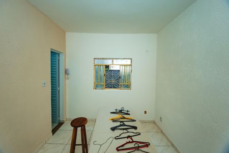 Casa para alugar com 2 quartos, 80m² em Guarani, Belo Horizonte