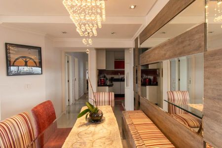 Apartamento para alugar com 105m², 3 quartos e 1 vaga Apartamento para alugar com 105m², 3 quartos e 1 vagaSala