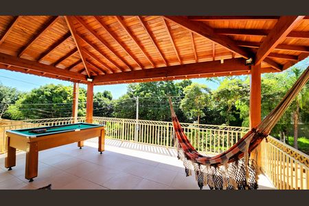 Casa para alugar com 224m², 3 quartos e 3 vagas Casa para alugar com 224m², 3 quartos e 3 vagasVaranda