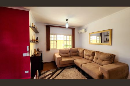Casa para alugar com 224m², 3 quartos e 3 vagas Casa para alugar com 224m², 3 quartos e 3 vagasSala