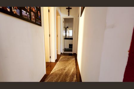 Casa para alugar com 224m², 3 quartos e 3 vagas Casa para alugar com 224m², 3 quartos e 3 vagasCorredor