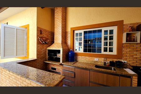 Casa para alugar com 224m², 3 quartos e 3 vagas Casa para alugar com 224m², 3 quartos e 3 vagasÁrea gourmet