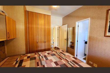 Casa para alugar com 224m², 3 quartos e 3 vagas Casa para alugar com 224m², 3 quartos e 3 vagasQuarto 2 - Suíte