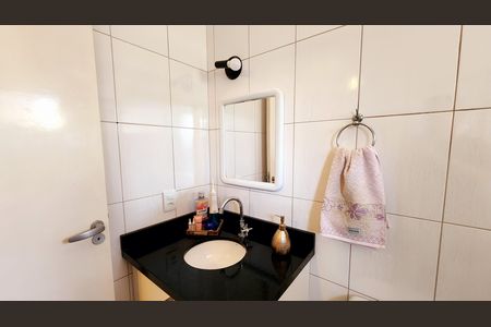 Casa para alugar com 224m², 3 quartos e 3 vagas Casa para alugar com 224m², 3 quartos e 3 vagasBanheiro da Suíte