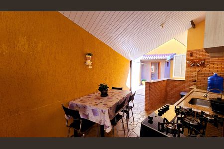 Casa para alugar com 224m², 3 quartos e 3 vagas Casa para alugar com 224m², 3 quartos e 3 vagasÁrea gourmet