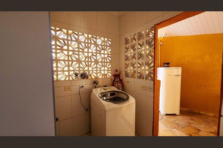 Casa para alugar com 224m², 3 quartos e 3 vagas Casa para alugar com 224m², 3 quartos e 3 vagasLavanderia