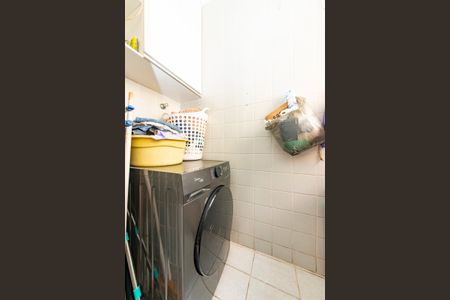 Apartamento à venda com 60m², 3 quartos e 1 vagaÁrea de Serviço