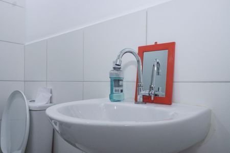 Apartamento para alugar com 34m², 2 quartos e sem vagaBanheiro
