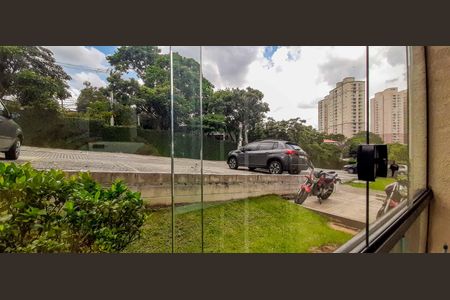 Apartamento à venda com 54m², 2 quartos e 1 vaga Apartamento à venda com 54m², 2 quartos e 1 vagaVista da Sacada