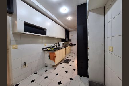 Apartamento para alugar com 300m², 3 quartos e 1 vagaCozinha 