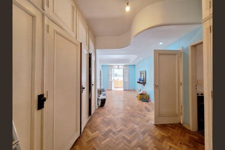 Apartamento para alugar com 300m², 3 quartos e 1 vagaSuíte 