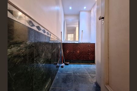 Apartamento para alugar com 300m², 3 quartos e 1 vagaBanheiro da suíte 