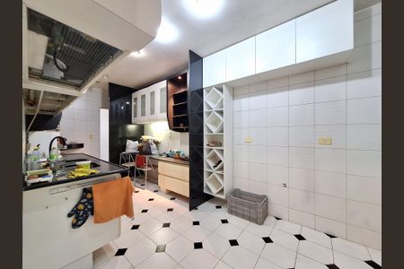 Apartamento para alugar com 300m², 3 quartos e 1 vagaCozinha 