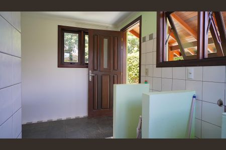 Casa de condomínio para alugar com 735m², 4 quartos e 2 vagas Casa de condomínio para alugar com 735m², 4 quartos e 2 vagasÁrea de serviço