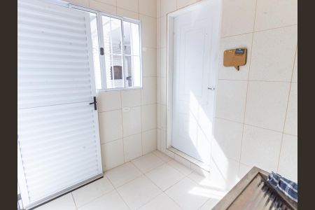 Casa à venda com 240m², 4 quartos e 2 vagas Casa à venda com 240m², 4 quartos e 2 vagasÁrea de Serviço