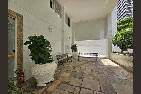 Apartamento para alugar com 142m², 3 quartos e 1 vagaÁrea de Lazer 