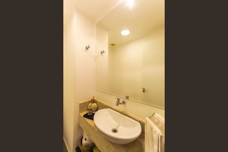 Apartamento à venda com 112m², 2 quartos e 2 vagasLavabo