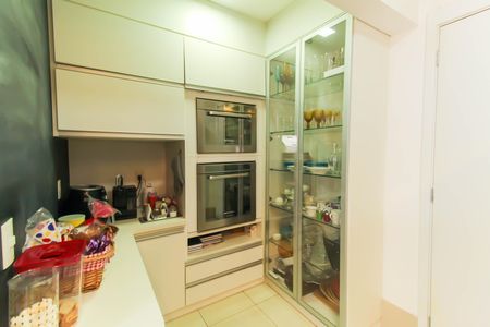 Apartamento à venda com 112m², 2 quartos e 2 vagasCozinha