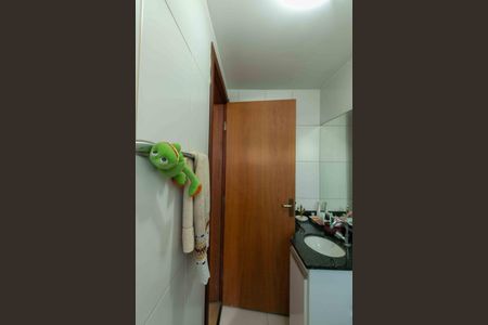 Apartamento à venda com 80m², 2 quartos e 1 vaga Apartamento à venda com 80m², 2 quartos e 1 vagaBanheiro Suite