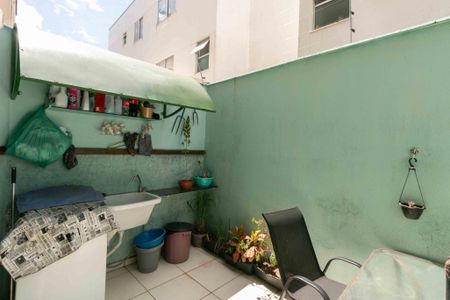 Apartamento à venda com 80m², 2 quartos e 1 vaga Apartamento à venda com 80m², 2 quartos e 1 vagaÁrea de Serviço