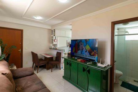 Apartamento à venda com 80m², 2 quartos e 1 vaga Apartamento à venda com 80m², 2 quartos e 1 vagaSala