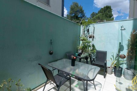 Apartamento à venda com 80m², 2 quartos e 1 vaga Apartamento à venda com 80m², 2 quartos e 1 vagaÁrea Externa