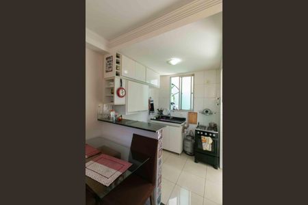 Apartamento à venda com 80m², 2 quartos e 1 vaga Apartamento à venda com 80m², 2 quartos e 1 vagaCozinha