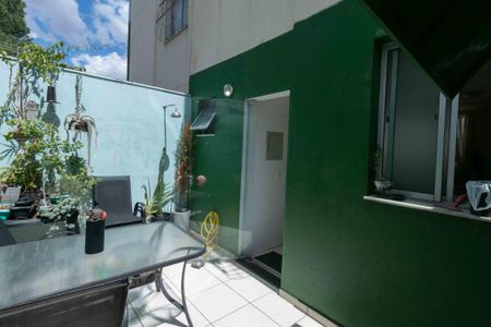 Apartamento à venda com 80m², 2 quartos e 1 vaga Apartamento à venda com 80m², 2 quartos e 1 vagaÁrea Externa