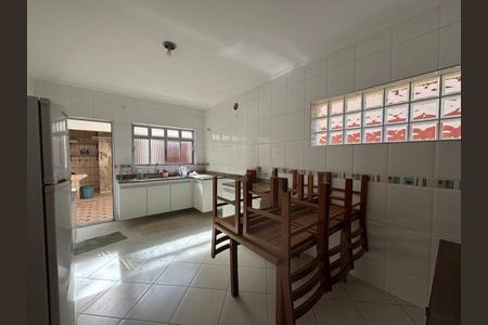 Casa à venda com 130m², 3 quartos e 1 vaga
