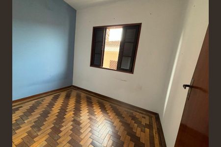 Casa à venda com 130m², 3 quartos e 1 vaga