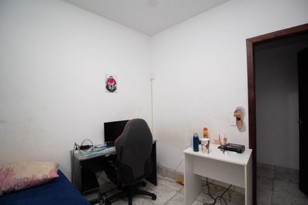 Casa à venda com 250m², 4 quartos e 5 vagas Casa à venda com 250m², 4 quartos e 5 vagasQuarto 1