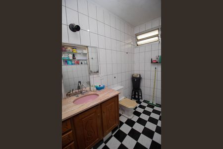 Casa à venda com 250m², 4 quartos e 5 vagas Casa à venda com 250m², 4 quartos e 5 vagasBanheiro