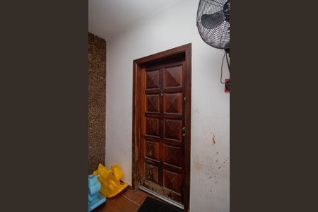 Casa à venda com 250m², 4 quartos e 5 vagas Casa à venda com 250m², 4 quartos e 5 vagasHall de Entrada