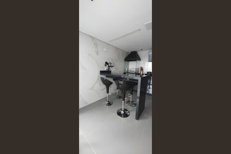 Apartamento para alugar com 112m², 2 quartos e 2 vagas Apartamento para alugar com 112m², 2 quartos e 2 vagasCozinha