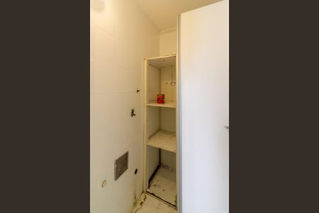 Apartamento à venda com 160m², 4 quartos e 2 vagas Apartamento à venda com 160m², 4 quartos e 2 vagasÁrea de Serviço - Banheiro