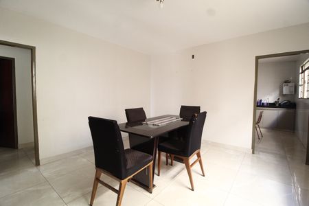 Casa para alugar com 160m², 4 quartos e 2 vagasSala de Jantar